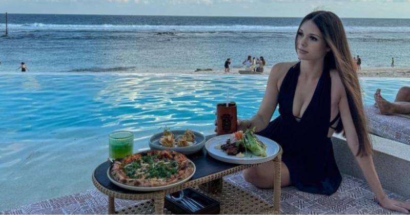 Instagram.com/ria.travelwithmeri